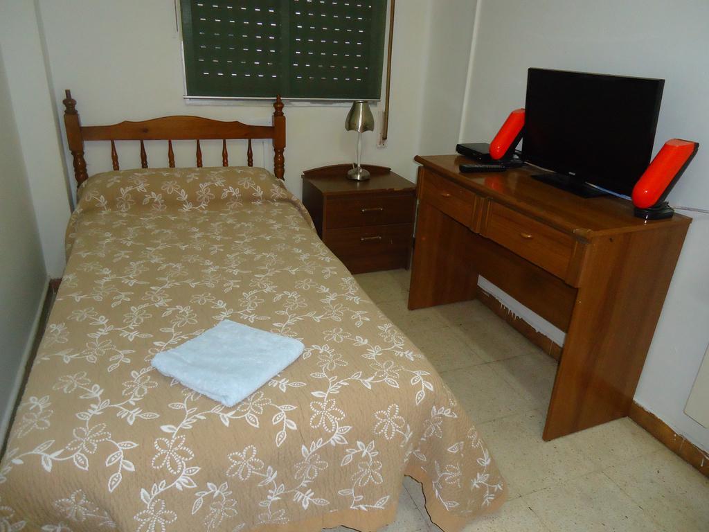 Hotel Pension Mode Льєйда Екстер'єр фото