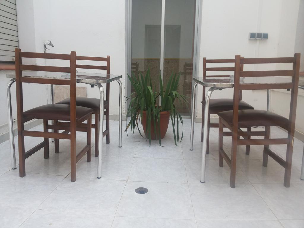 Hotel Pension Mode Льєйда Екстер'єр фото